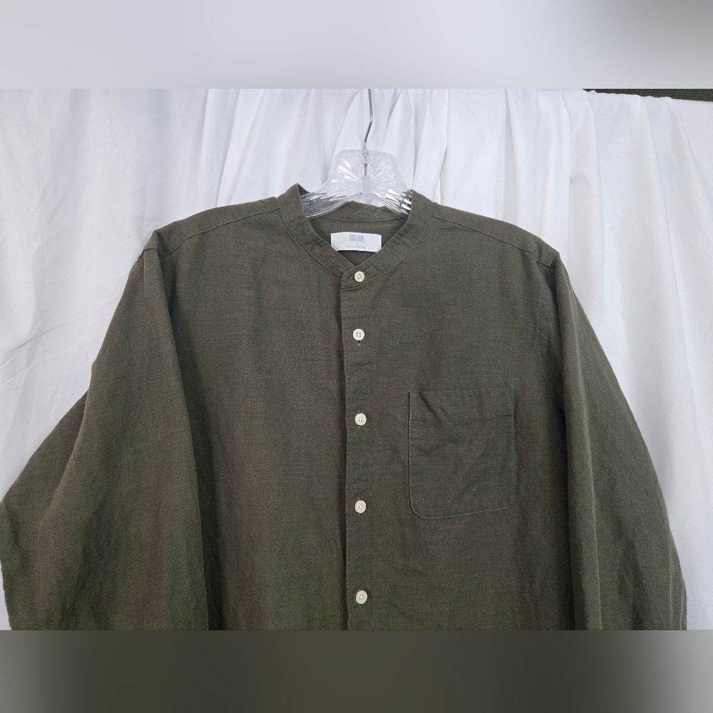 Uniqlo Khaki Casual Button Up Fall Shirt - Picture 3 of 7